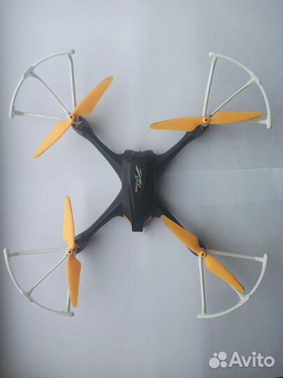 Квадрокоптер Hubsan X4 Star FPV