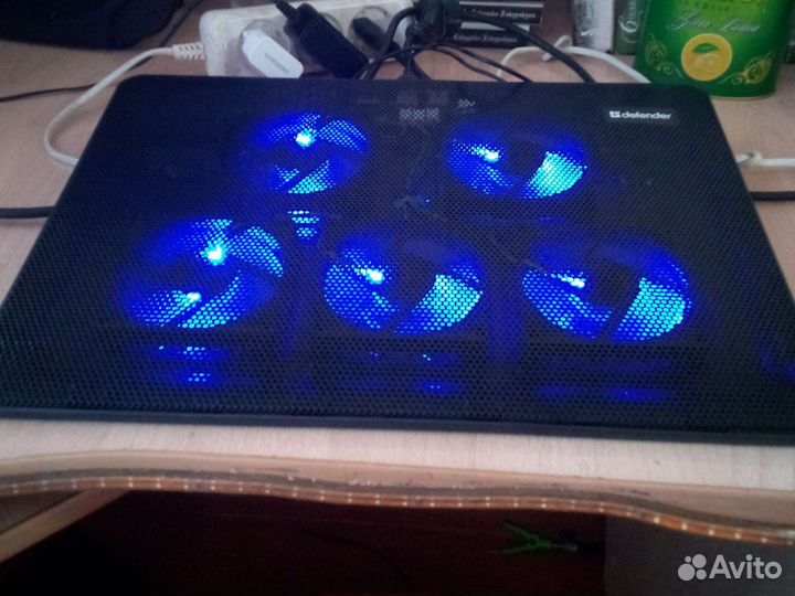 Подставка с охлаждением для ноутбука