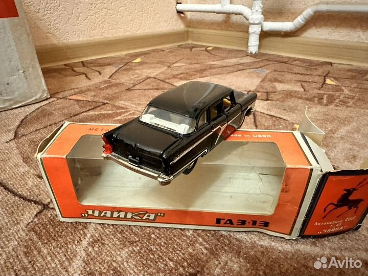 Модель автомобиля металл чайка