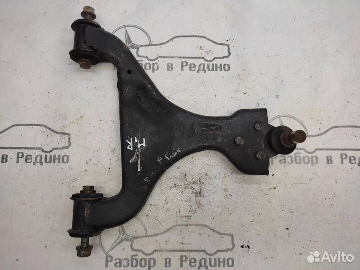 Рычаг передний нижний правый W639 V-class Vito