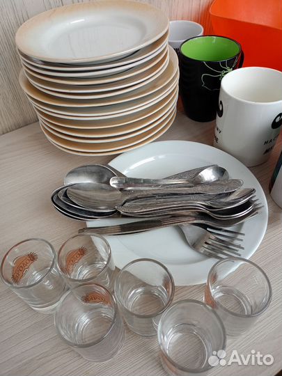 Набор столовой посуды. Разная
