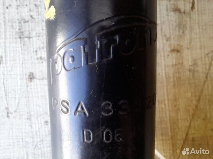 Амортизатор стойка передняя правый Hyundai Elantra