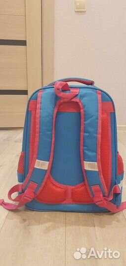 Рюкзак школьный для девочки новый