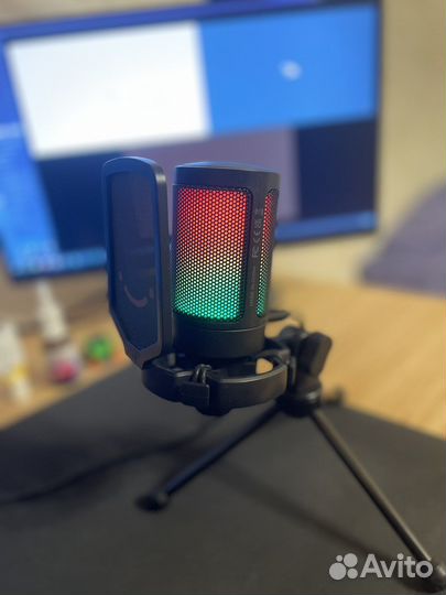 Игровой микрофон Fifine AmpliGame A6V