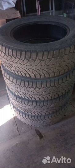 Formula Ice 215/65 R16