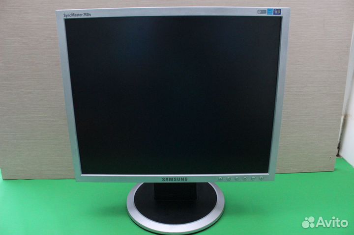 Монитор 17 samsung SyncMaster 740N 1280x1024 VGA