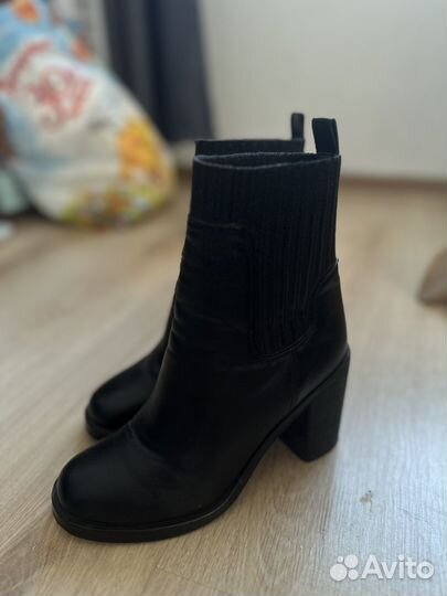 Туфли женские 35