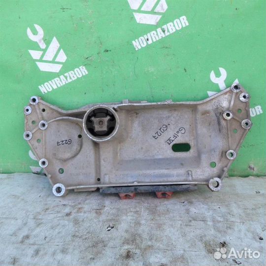 Балка подмоторная Фольксваген Гольф 6