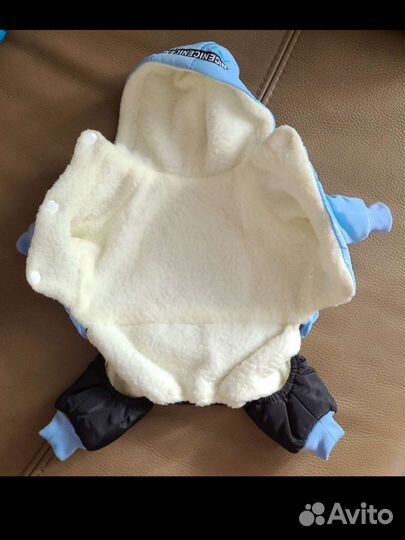 Комбинезон для маленькой собаки