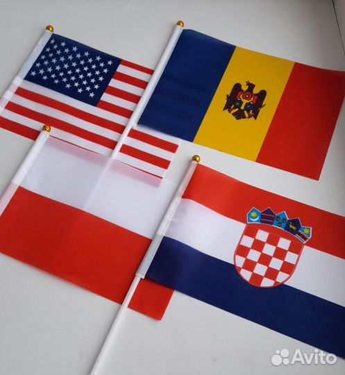 Комплект флагов 17 стран