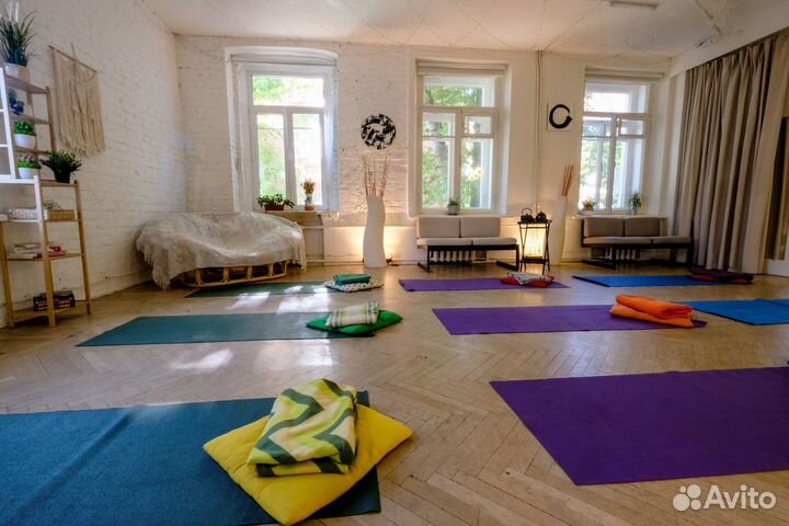 Аренда зала йоги, практик