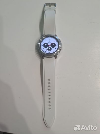 Часы Samsung Galaxy Watch 4 classic