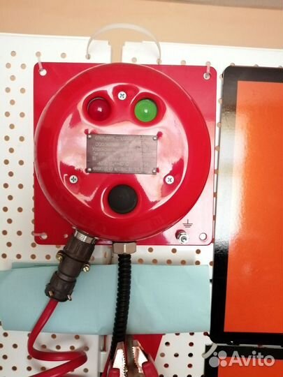 Устройство заземления и контроля уза-2мк-04