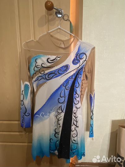 Продаётся платье для фигурного катания