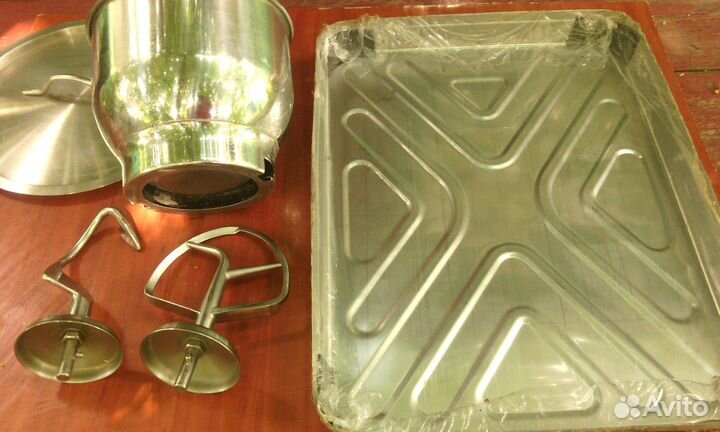 Насадки и дежа к планетарному миксеру