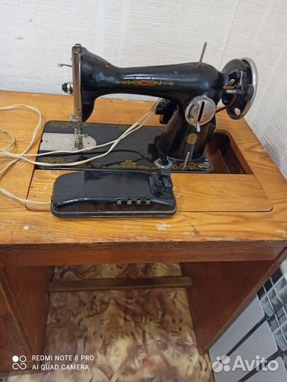 Швейная машина Подольск ножная
