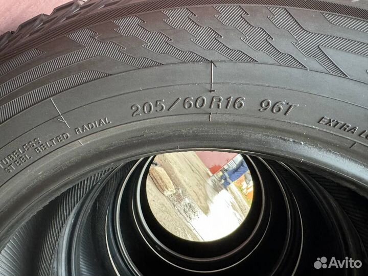 Yokohama Ice Guard Stud IG55 205/60 R16 96T