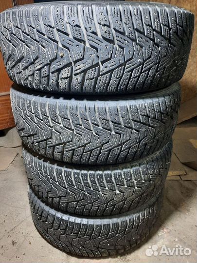 Hankook Winter I'Pike RS2 W429 215/60 R16
