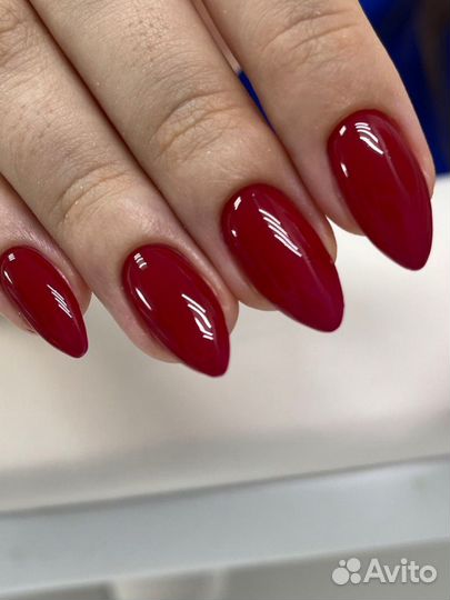 Маникюр,педикюр,наращивание ногтей