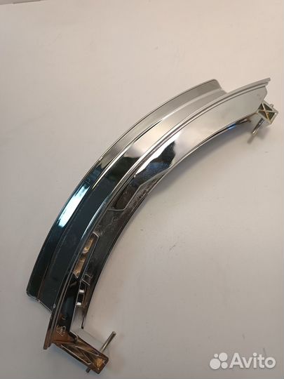 Ручка люка bosch 751785 хром, зеркальная