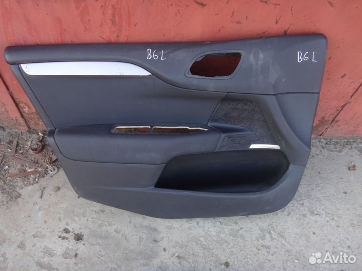Ц4 Обшивка двери передней левой Citroen C4 B7 10-н