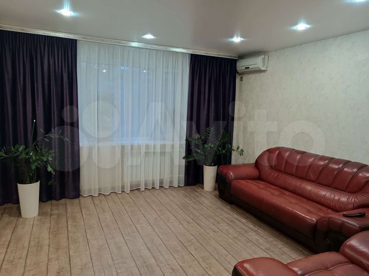 4-к. квартира, 79 м², 2/10 эт.