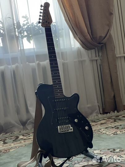 Гитара Godin SD