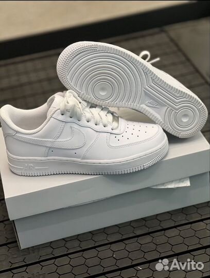 Nike Air Force 1 Low White LE 37.5 - 40EU