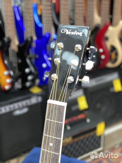 Гитара шестиструнная