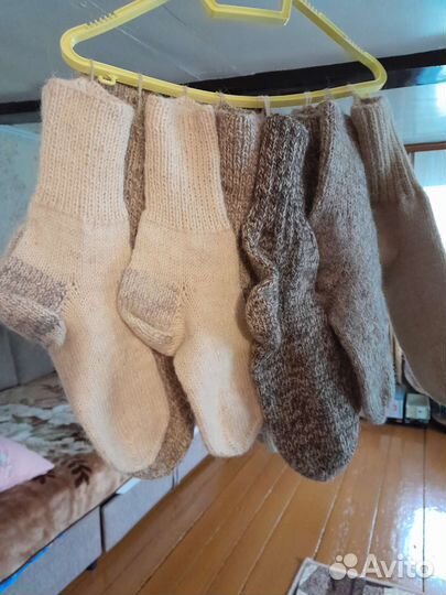 Носки из овечьей шерсти ручной работы