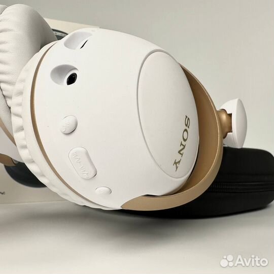 Накладные наушники Sony WH-XB910N