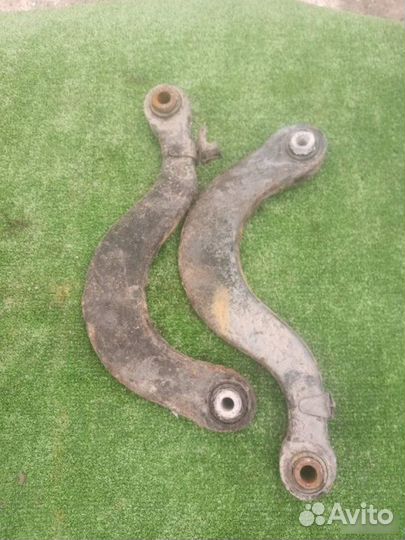 Рычаг подвески задний Skoda Octavia A5 2013