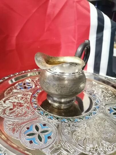 Молочник серебряный Европа 19 век