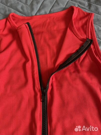 Боди красный в рубчик xs