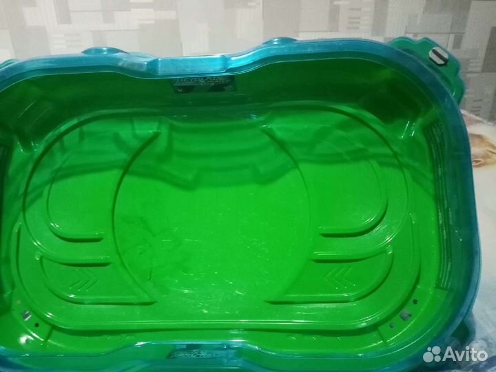 Арена для волчков