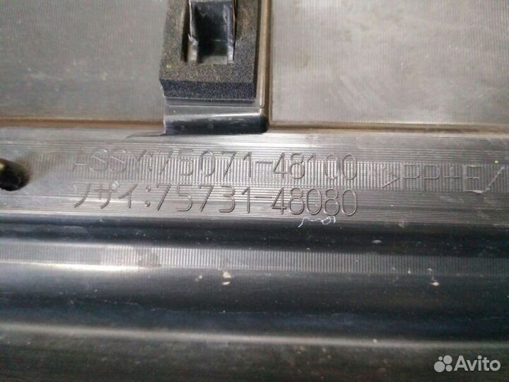 Накладка двери передняя правая Lexus Rx350 2016+