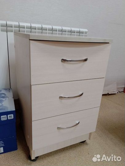 Тумба офисная выкатная