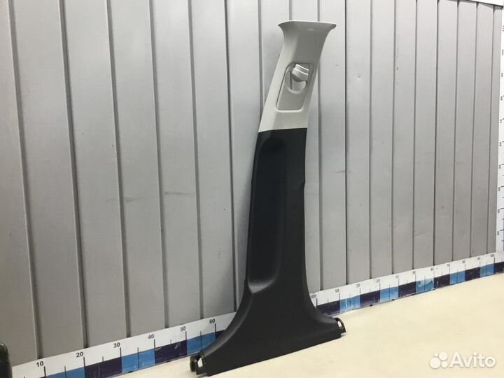 Обшивка средней стойки правая Kia Cerato 2018