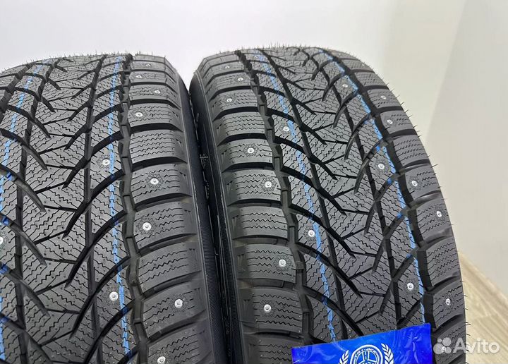 Tri Ace Snow White II 215/60 R16 48T