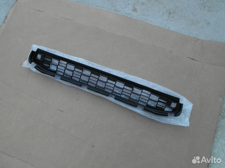 Решётка переднего бампера Mitsubishi ASX 2013-2018