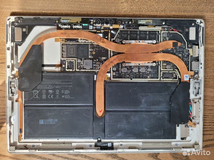 Microsoft Surface Pro 6 на разбор