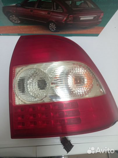 Фара на приору