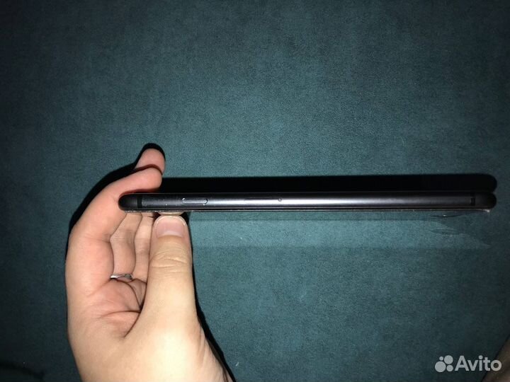 iPhone 8 Plus, 64 ГБ