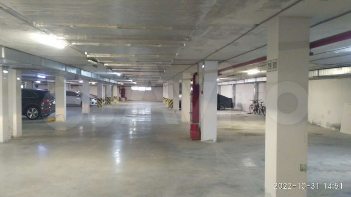 Машиноместо, 16 м²