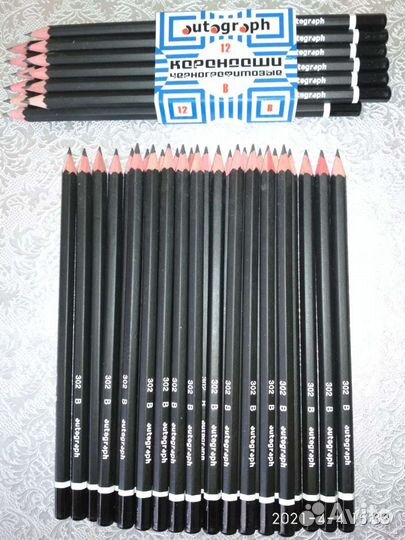Карандаши чернографитовые простые