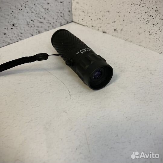 Бинокль Veber 12/25