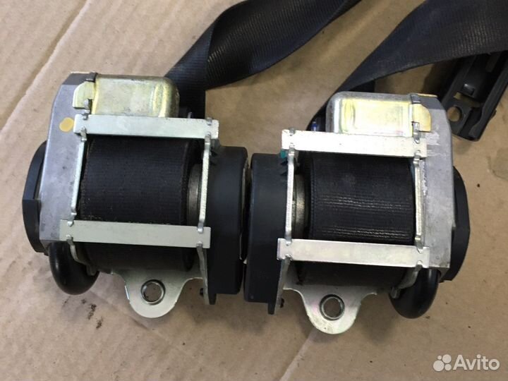 Ремень безопасности Skoda Octavia A5 (3253)