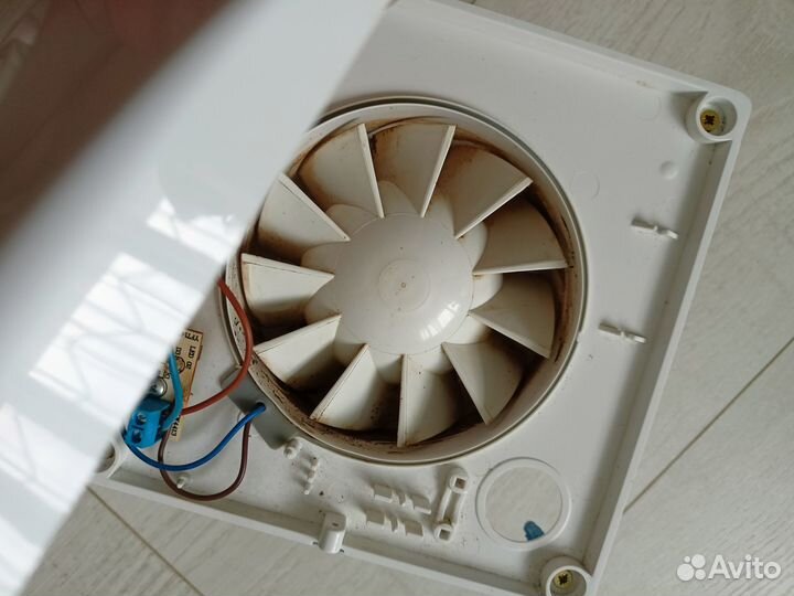 Вентилятор для вытяжки