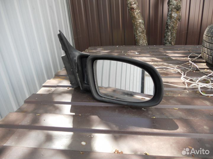 Правое зеркало на опель омега б 98г