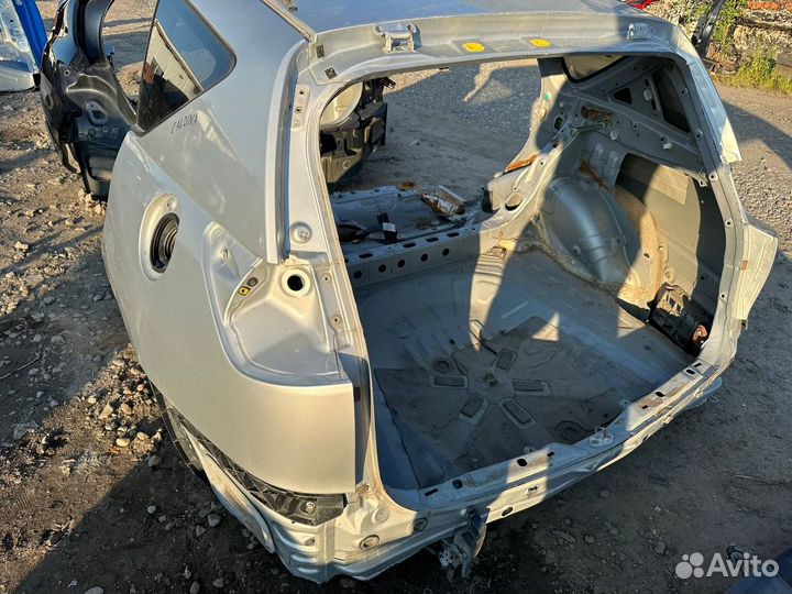 Крыло заднее левое Toyota Caldina